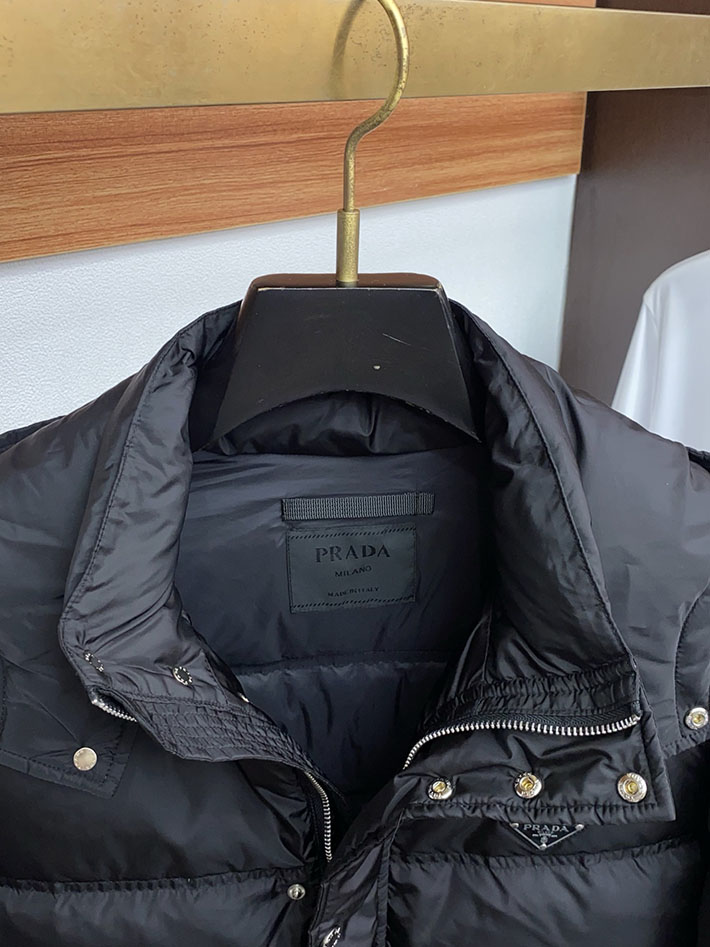 最高級プラダスーパーコピー PRADA ダウンジャケット・コート Nylon down jacket ブラック 2525114 プラダ ダウンジャケット メンズ - 画像 (8)