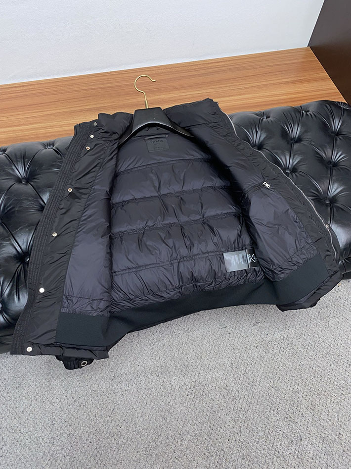 最高級プラダスーパーコピー PRADA ダウンジャケット・コート Nylon down jacket ブラック 2525114 プラダ ダウンジャケット メンズ - 画像 (5)
