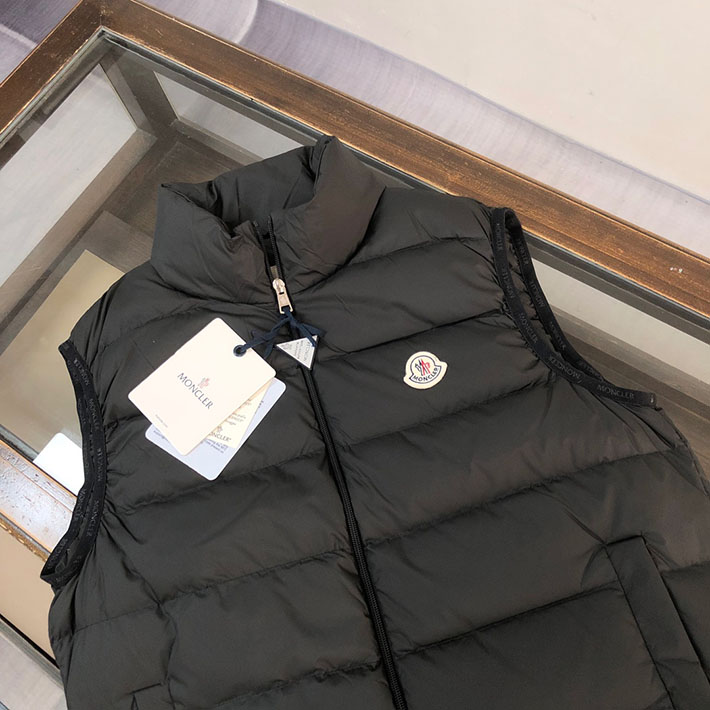 最高級モンクレールスーパーコピー Moncler Contrin ダウンベスト ロゴ付き ライトダウンベスト ブラック 2525125 モンクレール ダウンベスト 新作 - 画像 (7)
