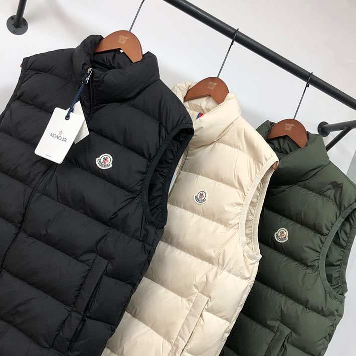 最高級モンクレールスーパーコピー Moncler Contrin ダウンベスト ロゴ付き ライトダウンベスト カーキ 2525126 モンクレール ダウンベスト 新作 - 画像 (7)