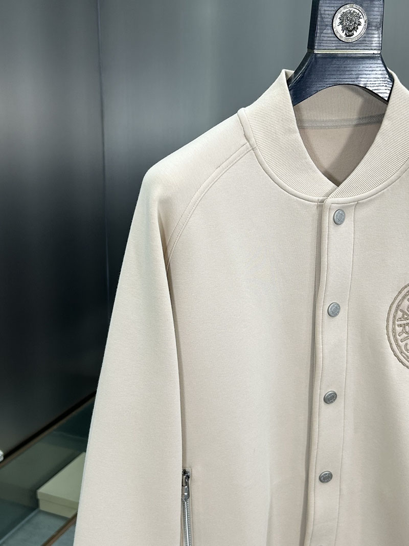 最高級エルメススーパーコピー服 HERMES テディブルゾン パッチ ”クルー・ド・セル” グリクレール 2526131 エルメス コート 新作 - 画像 (11)