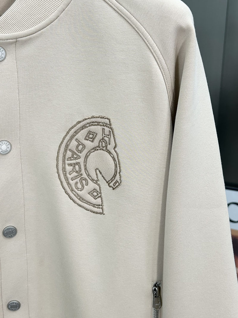 最高級エルメススーパーコピー服 HERMES テディブルゾン パッチ ”クルー・ド・セル” グリクレール 2526131 エルメス コート 新作 - 画像 (9)