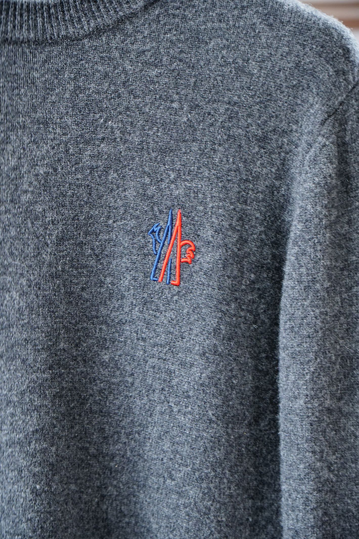 最高級モンクレールスーパーコピー MONCLER ウールセーター メンズ ニット クルーネック ロゴ ブラック 2525135 モンクレール セーター メンズ - 画像 (4)