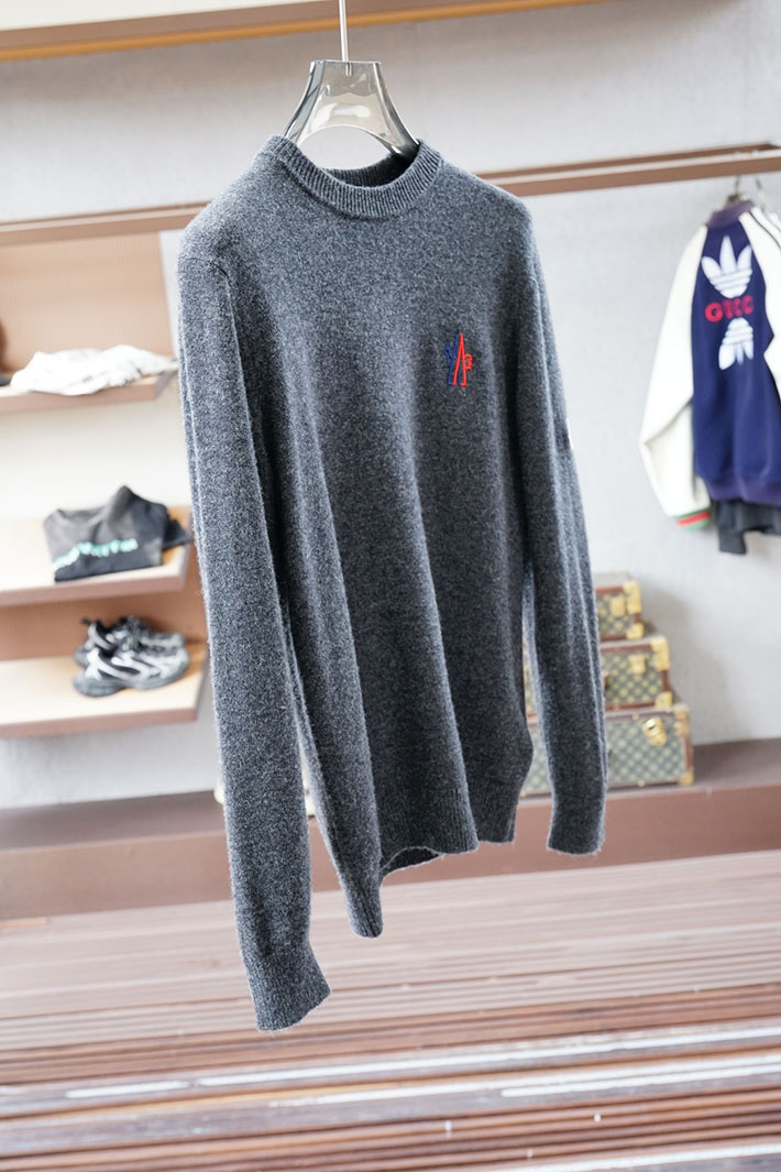 最高級モンクレールスーパーコピー MONCLER ウールセーター メンズ ニット クルーネック ロゴ ブラック 2525135 モンクレール セーター メンズ - 画像 (2)