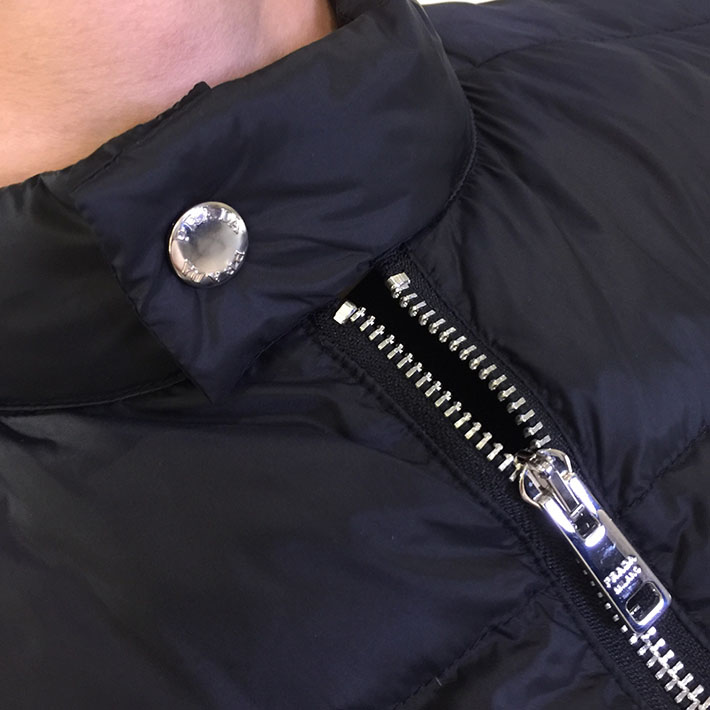 最高級プラダスーパーコピー PRADA パデッドRe-Nylon ベスト スタンドアップカラー ブラック 2525145 プラダ ダウンベスト メンズ - 画像 (5)