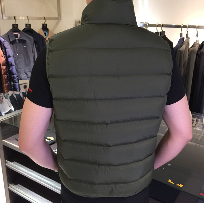 最高級モンクレールスーパーコピー Moncler ダウンベスト ダウンジレ Contrin Down Gilet カーキ 2525171 ダウンベスト コーデ メンズ - 画像 (8)