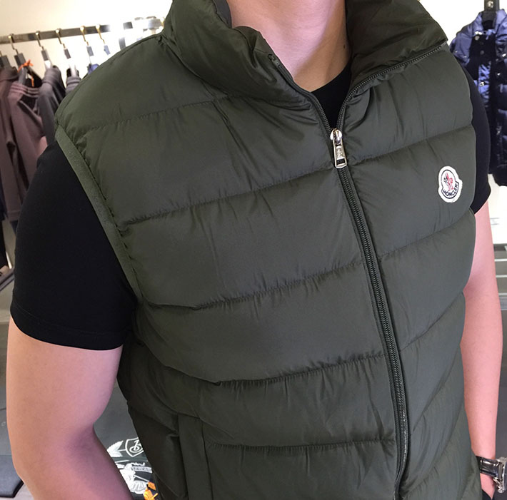 最高級モンクレールスーパーコピー Moncler ダウンベスト ダウンジレ Contrin Down Gilet カーキ 2525171 ダウンベスト コーデ メンズ - 画像 (4)
