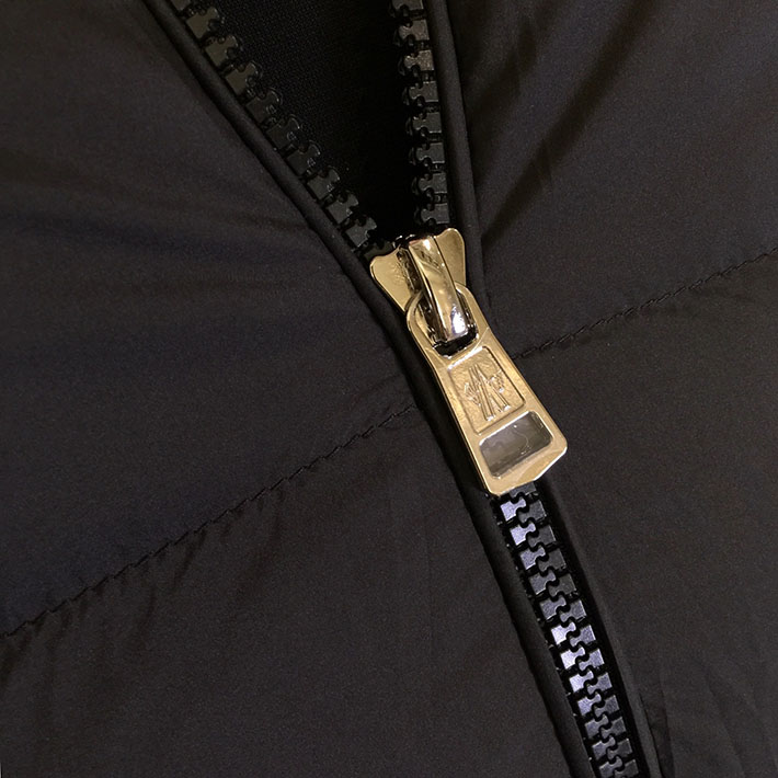 最高級モンクレールスーパーコピー Moncler ニットダウンジャケット メンズ ブランド 高級 ブラック 2525173 ジャケット 流行り メンズ - 画像 (5)