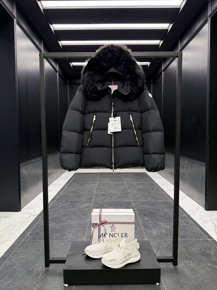 最高級モンクレールスーパーコピー Moncler Laichefurショートダウンジャケット ブラック 2525192 モンクレール レディース 人気ランキング - 画像 (8)