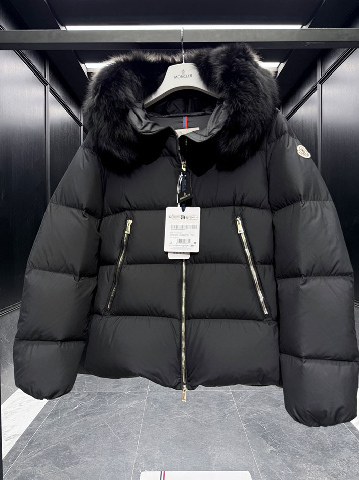 最高級モンクレールスーパーコピー Moncler Laichefurショートダウンジャケット ブラック 2525192 モンクレール レディース 人気ランキング - 画像 (5)