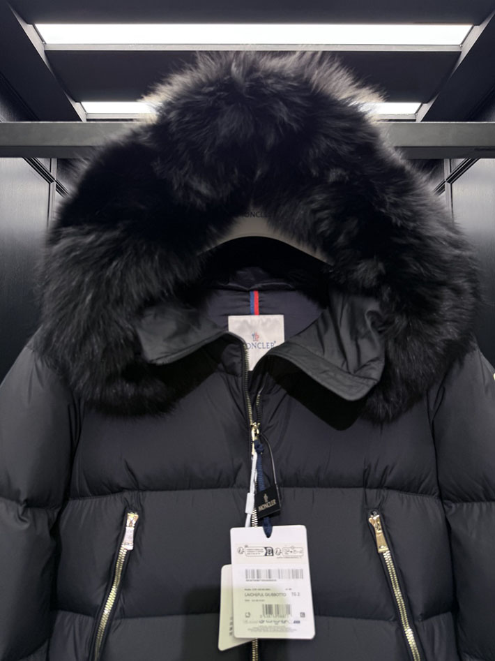 最高級モンクレールスーパーコピー Moncler Laichefurショートダウンジャケット ブラック 2525192 モンクレール レディース 人気ランキング - 画像 (4)