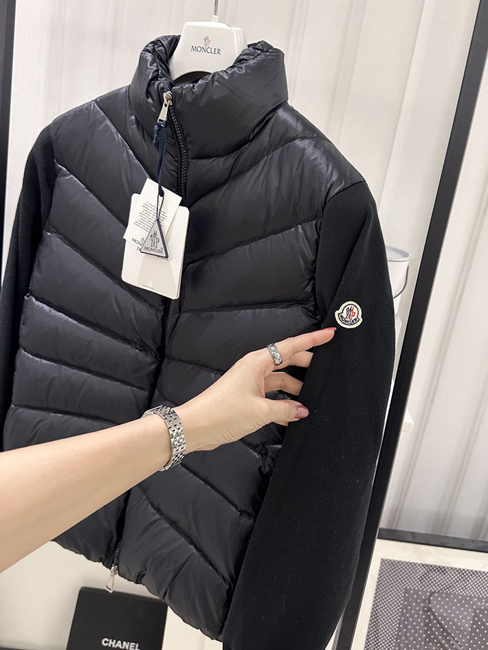 最高級モンクレールスーパーコピー Moncler ニットブルゾン CARDIGAN TRICOT トリコ ブラック 2525193 レディース モンクレール ダウンベスト - 画像 (7)