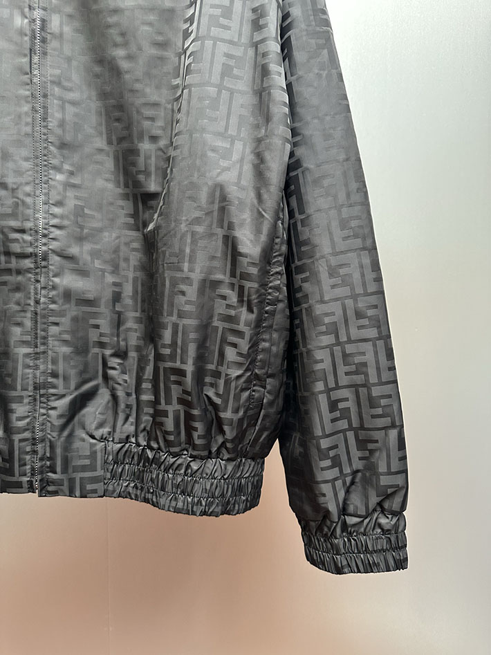 最高級フェンディスーパーコピー ナイロンジャケット FENDI FF nylon bomber ブラック 2525200 ジャケット 流行り メンズ - 画像 (10)