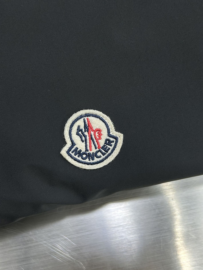 最高級モンクレールスーパーコピー Moncler Epineショートダウンジャケット ブラック 2525216 2025 ダウンジャケット メンズ - 画像 (11)