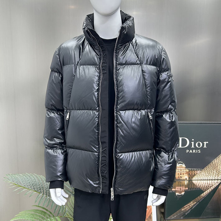 最高級プラダスーパーコピー PRADA 2025新作 Re-Nylon パファージャケット ブラック 2525217 今年 流行るダウン メンズ - 画像 (13)