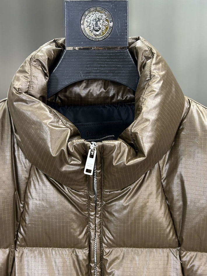 最高級プラダスーパーコピー PRADA 2025新作 Re-Nylon パファージャケット ブラウン 2525218 今年 流行るダウン メンズ - 画像 (10)
