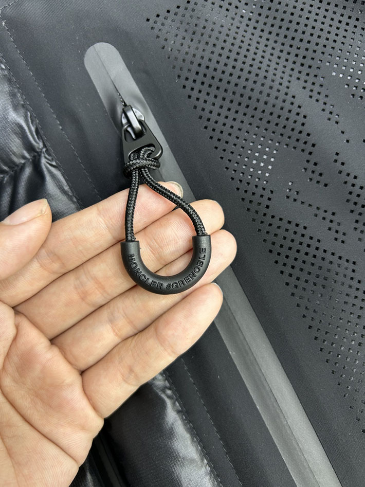 最高級モンクレールスーパーコピー Moncler FRASER パッカブル ダウンジャケット ブラック 2525220 今年 流行るダウン メンズ - 画像 (2)