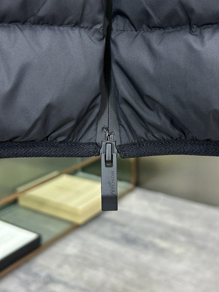 最高級モンクレールスーパーコピー Moncler ダウンジャケット メンズ jeluz ブラック 2525221 ダウンジャケット おしゃれ メンズ - 画像 (8)