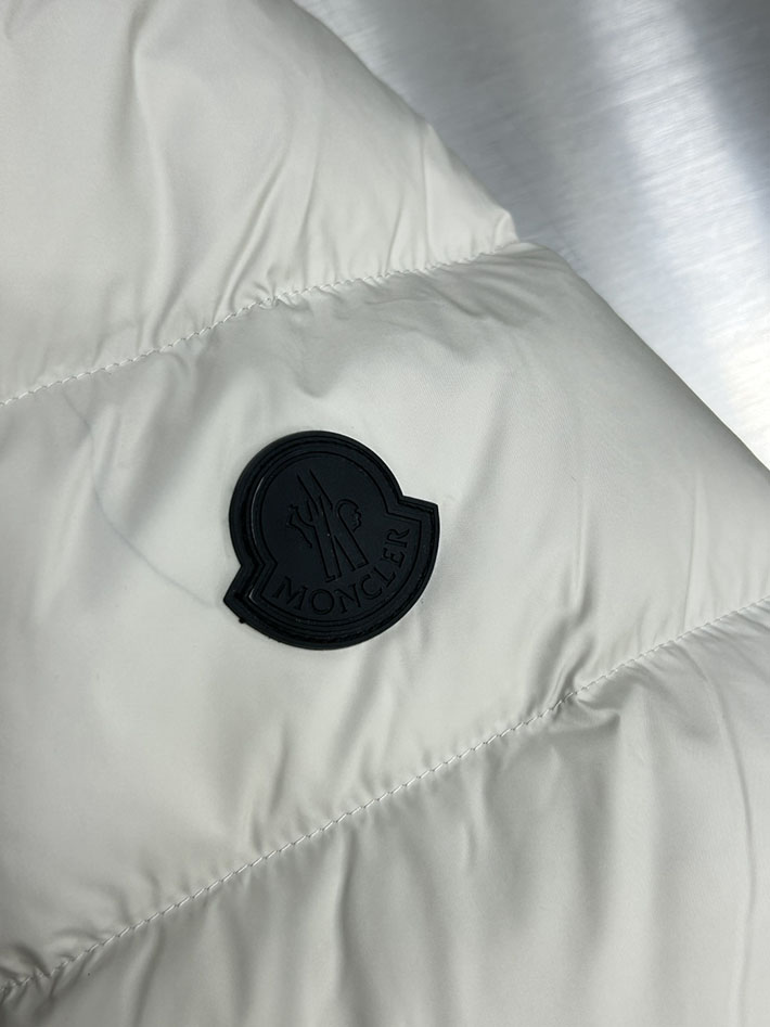 最高級モンクレールスーパーコピー Moncler ダウンジャケット メンズ jeluz ホワイト 2525222 ダウンジャケット おしゃれ メンズ - 画像 (2)