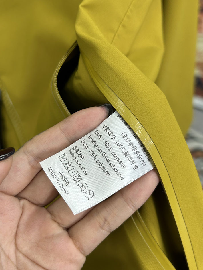 最高級アークテリクススーパーコピー Atom SL Hoody ソフトシェルジャケット フリースパーカー イエロー 2525227 アークテリクス フリース メンズ - 画像 (2)
