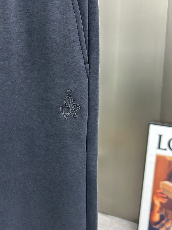 最高級プラダスーパーコピー PRADA トライアングルプレートシルク混トラックロングパンツ ネイビー 2525254 プラダ パンツ メンズ - 画像 (7)