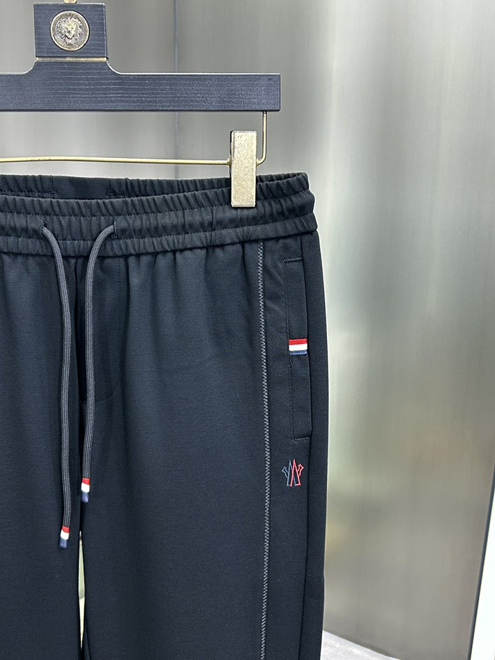 最高級モンクレールスーパーコピー MONCLER NewArrival トリコロール スウェットパンツ ブラック 2525255 モンクレール パンツ メンズ - 画像 (9)