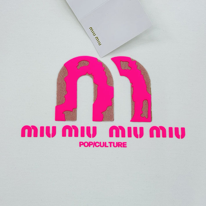 最高級MiuMiuスーパーコピー MiuMiu パーカー プルオーバー フーディー スウェット ホワイト 2525293 MiuMiu パーカー メンズ - 画像 (7)