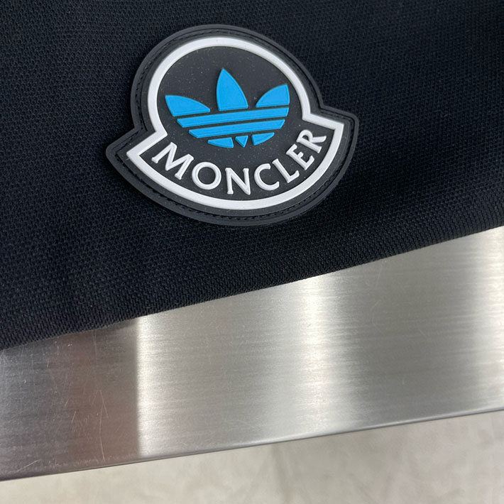 最高級モンクレールスーパーコピー MONCLER ロゴ パーカー パンツ 上下セット ブラック 2525302 MONCLER セットアップ - 画像 (7)