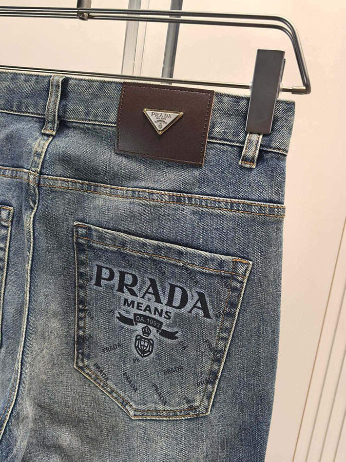 最高級プラダスーパーコピー PRADA ウォッシュ加工 メタルロゴ ボタンフライ ハイライズ ジーンズ 2525345 プラダ デニム メンズ - 画像 (4)