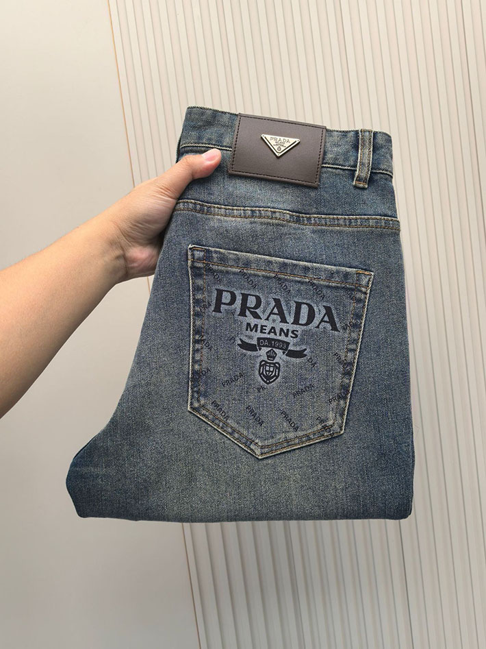 最高級プラダスーパーコピー PRADA ウォッシュ加工 メタルロゴ ボタンフライ ハイライズ ジーンズ 2525345 プラダ デニム メンズ - 画像 (2)