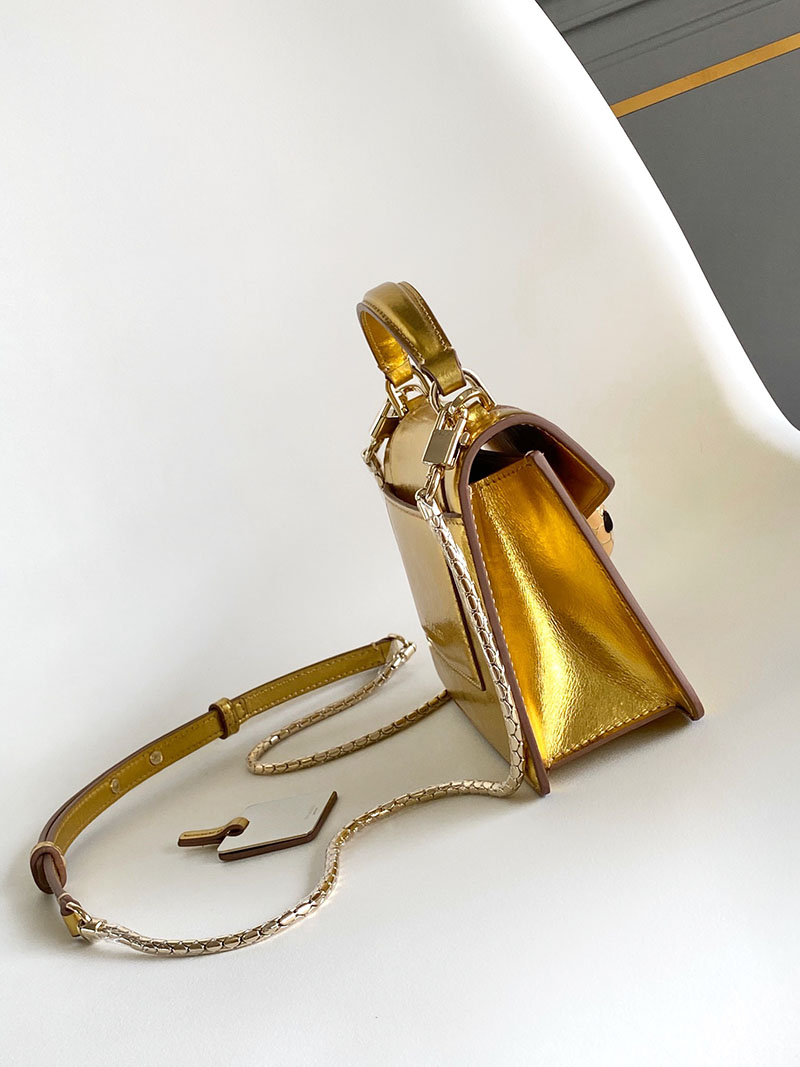 最高級ブルガリスーパーコピー BVLGARI SERPENTI FOREVER MINI TOP HANDLE ショルダーバッグ ゴールド 2526369 ブルガリ バッグ 新作 - 画像 (9)