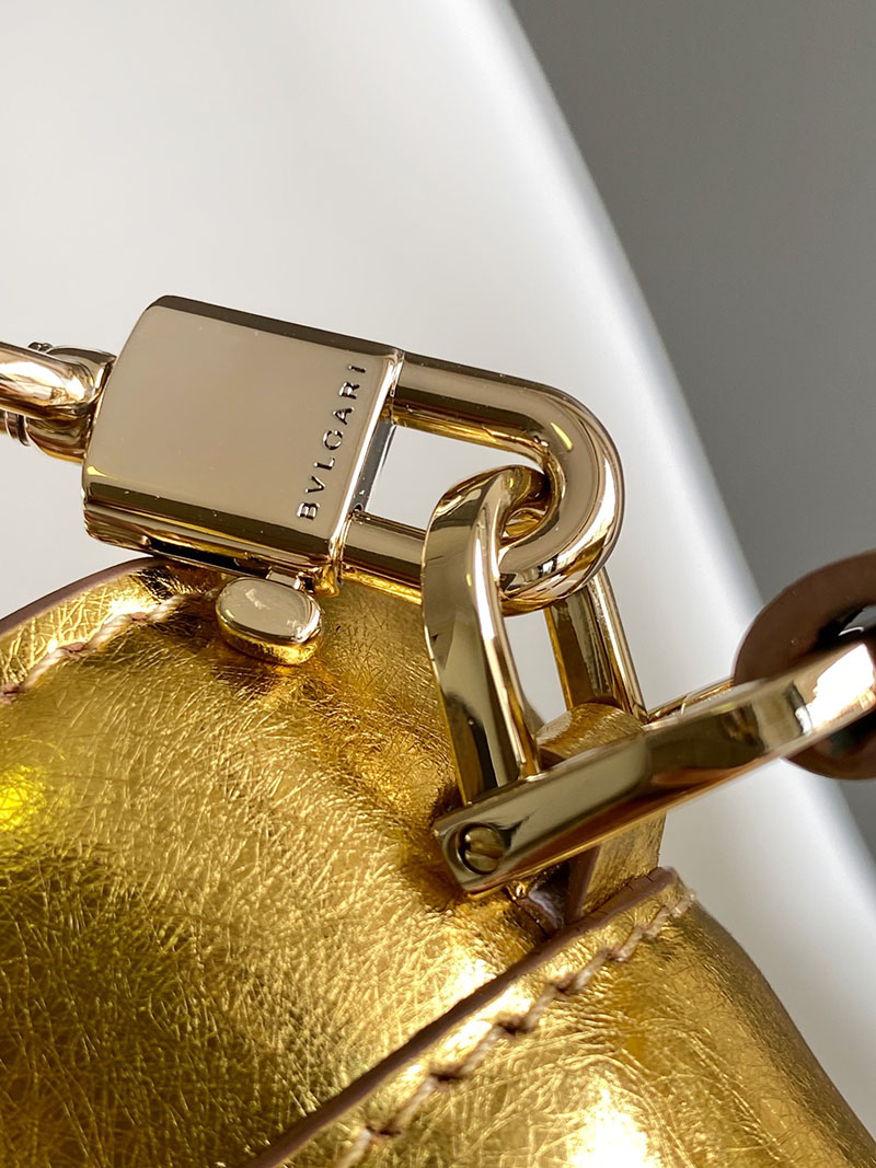 最高級ブルガリスーパーコピー BVLGARI SERPENTI FOREVER MINI TOP HANDLE ショルダーバッグ ゴールド 2526369 ブルガリ バッグ 新作 - 画像 (4)