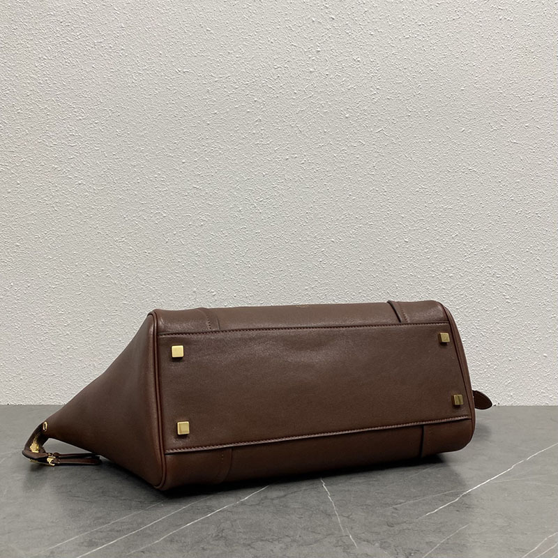 最高級セリーヌスーパーコピー CELINE ミディアム スマイル ニューラゲージ / サプル シャイニー 123693GW2.28BK セリーヌ バッグ アウトレット - 画像 (6)