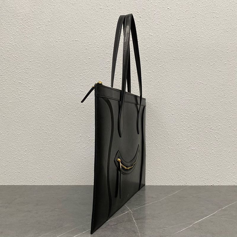 最高級セリーヌスーパーコピー CELINE カバ ニューラゲージ グロッシーカーフスキン ブラック 123963GW4.38NO セリーヌ トートバッグ 大きめ - 画像 (9)