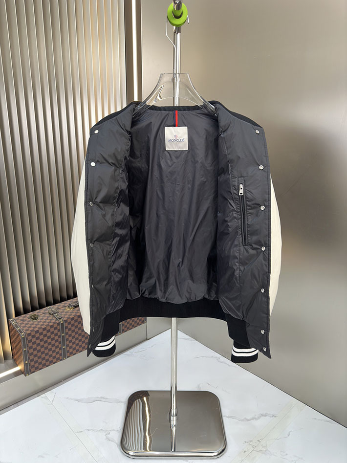 最高級モンクレールスーパーコピー Moncler 2025新作 スタジャン ダウンジャケット ブラック 2525384 今年 流行りのダウンジャケット - 画像 (3)
