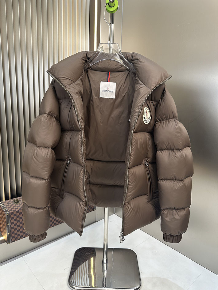 最高級モンクレールスーパーコピー Moncler Verone リバーシブル ダウンジャケット ブラウン 2525387 今年 流行りのダウンジャケット - 画像 (4)
