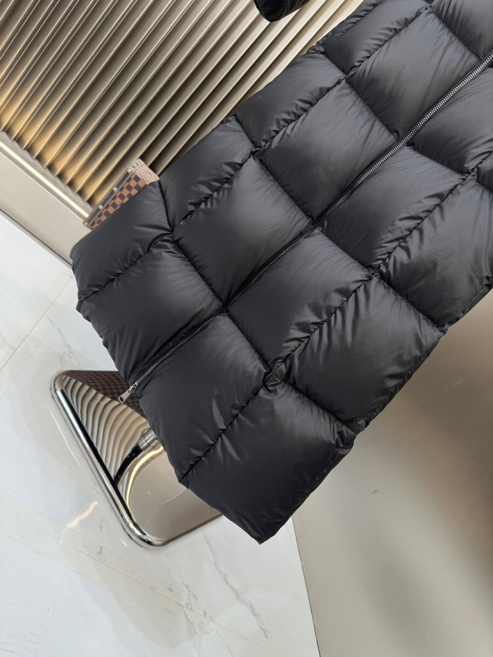 最高級モンクレールスーパーコピー Moncler ダウンコート HIRMA イルマ ダウンジャケット ブラック 2525401 レディース モンクレール ダウン - 画像 (8)