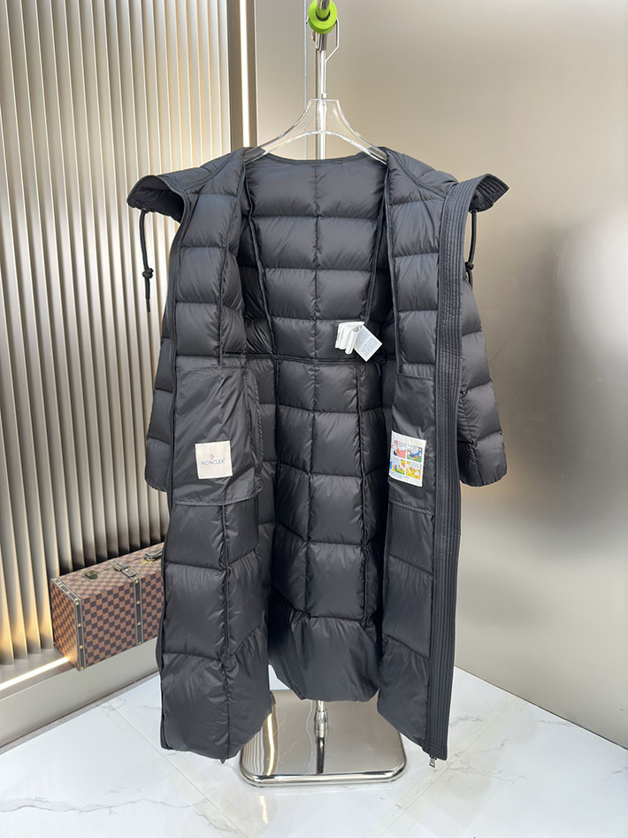 最高級モンクレールスーパーコピー Moncler ダウンコート HIRMA イルマ ダウンジャケット ブラック 2525401 レディース モンクレール ダウン - 画像 (4)