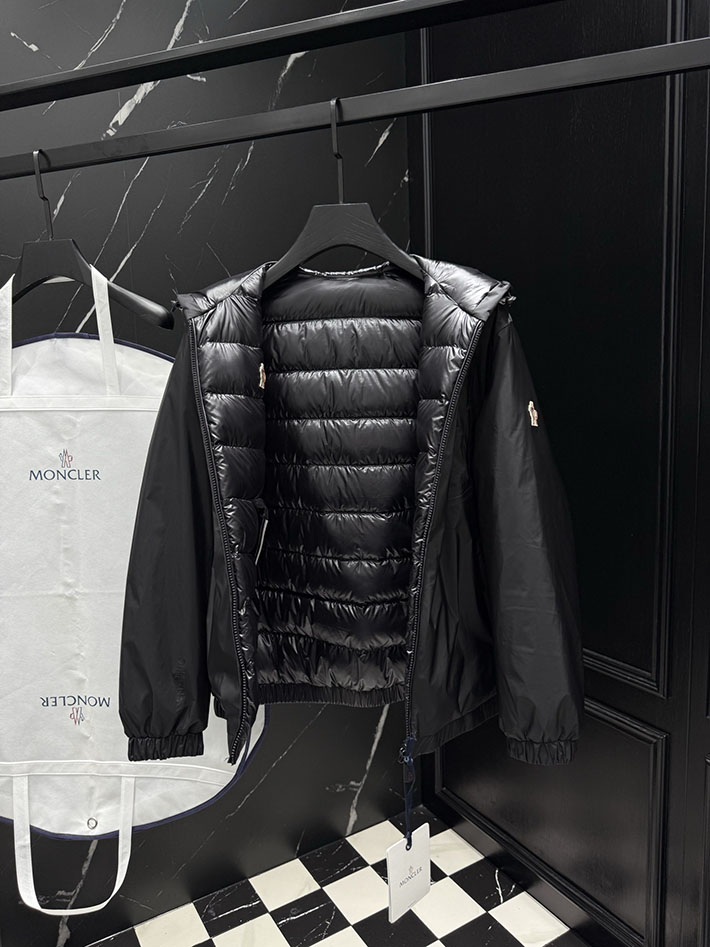 最高級モンクレールスーパーコピー Moncler GRENOBLE ダウンジャケット ブラック 2525404 モンクレール アウトレット どれくらい 安い - 画像 (2)