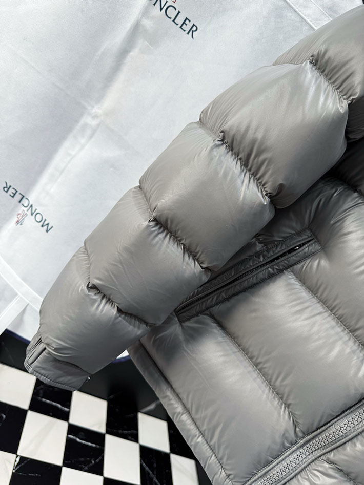 最高級モンクレールスーパーコピー Moncler Couyere ショートダウンジャケット グレー 2525412 バーバリー アウトレット 通販 - 画像 (6)
