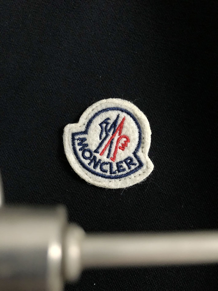 最高級モンクレールスーパーコピー Moncler セットアップ メンズ スウェット上下 ブラック 2525417 モンクレール セットアップ 新作 - 画像 (3)