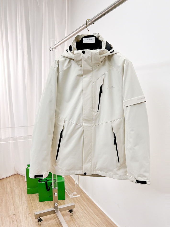 最高級アークテリクススーパーコピー ARC’TERYX ベータインサレーテッドジャケット メンズ ホワイト 2525429 アークテリクス ベータジャケット - 画像 (12)
