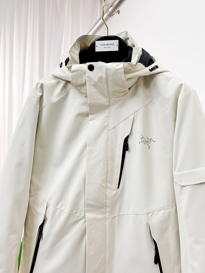 最高級アークテリクススーパーコピー ARC’TERYX ベータインサレーテッドジャケット メンズ ホワイト 2525429 アークテリクス ベータジャケット - 画像 (11)