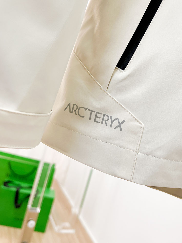 最高級アークテリクススーパーコピー ARC’TERYX ベータインサレーテッドジャケット メンズ ホワイト 2525429 アークテリクス ベータジャケット - 画像 (8)