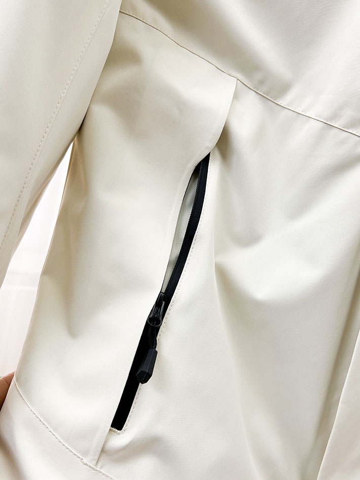 最高級アークテリクススーパーコピー ARC’TERYX ベータインサレーテッドジャケット メンズ ホワイト 2525429 アークテリクス ベータジャケット - 画像 (7)