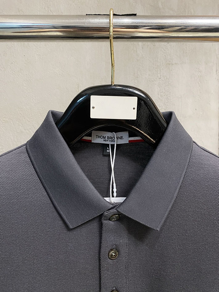 最高級トムブラウンスーパーコピー Thom Browne ストライプ ロングスリーブ ポロシャツ グレー 2525528 トム・ブラウン ポロシャツ 長袖 - 画像 (9)
