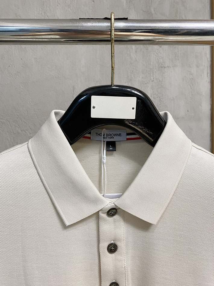 最高級トムブラウンスーパーコピー Thom Browne ストライプ ロングスリーブ ポロシャツ ホワイト 2525529 トム・ブラウン ポロシャツ 長袖 - 画像 (9)
