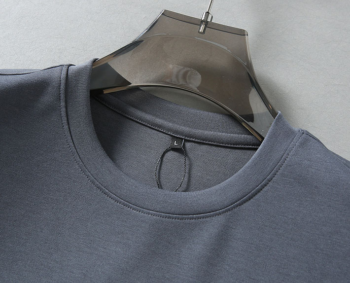 最高級ルイヴィトンスーパーコピー Vuitton Tシャツ 長袖 メンズ おしゃれ ブルー 2525573 ヴィトン Tシャツ メンズ - 画像 (11)