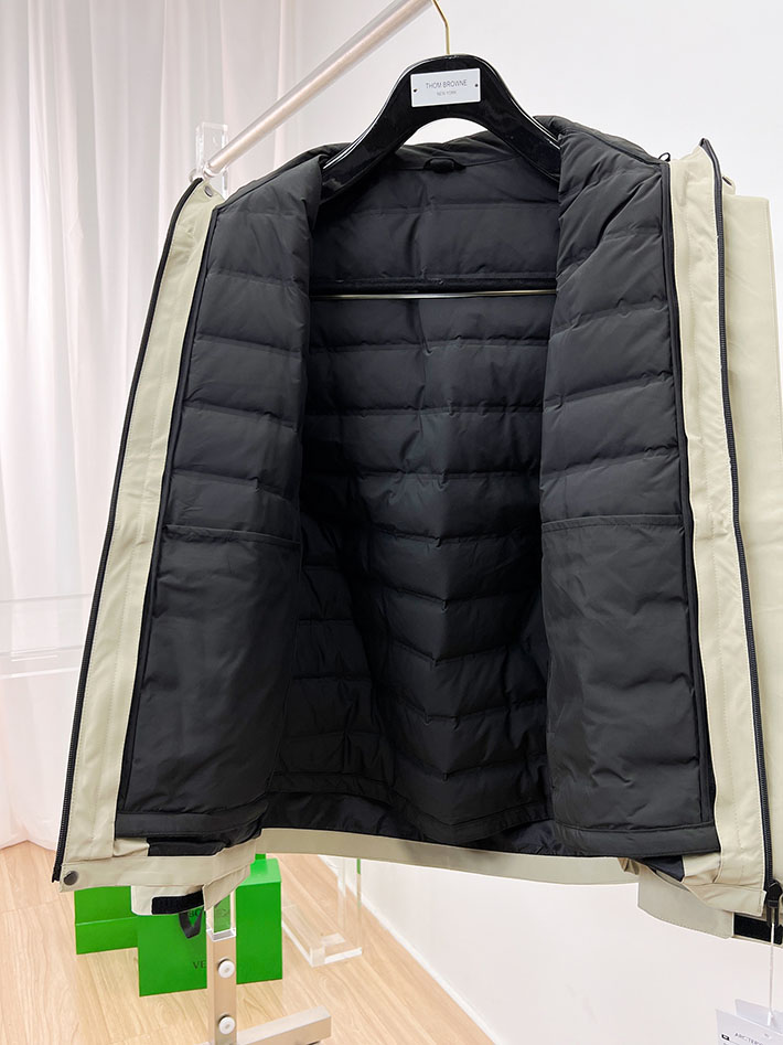 アークテリクス マウンテンパーカー BETA AR JACKET M ベータ AR ジャケット ベージュ 2525611 アークテリクス ジャケット 人気 - 画像 (4)