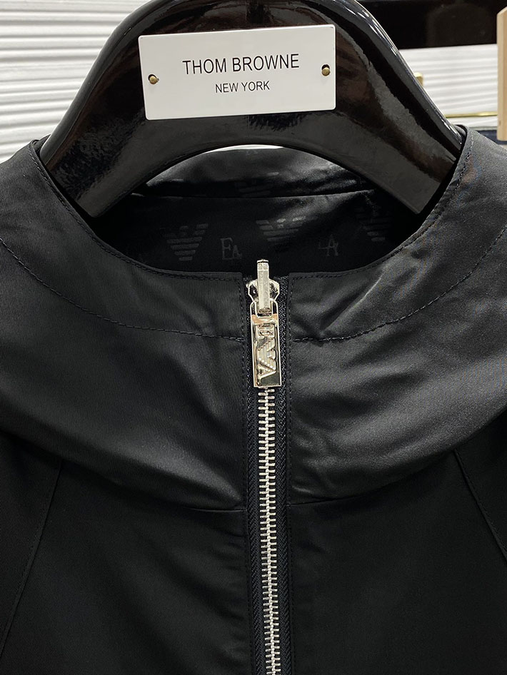 最高級アルマーニスーパーコピー ARMANI ロゴプリントリバーシブルジャケット ブラック 2525662 アルマーニ ジャケット メンズ - 画像 (7)